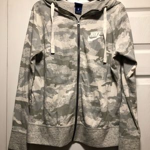 Women’s Nike Camo zip up